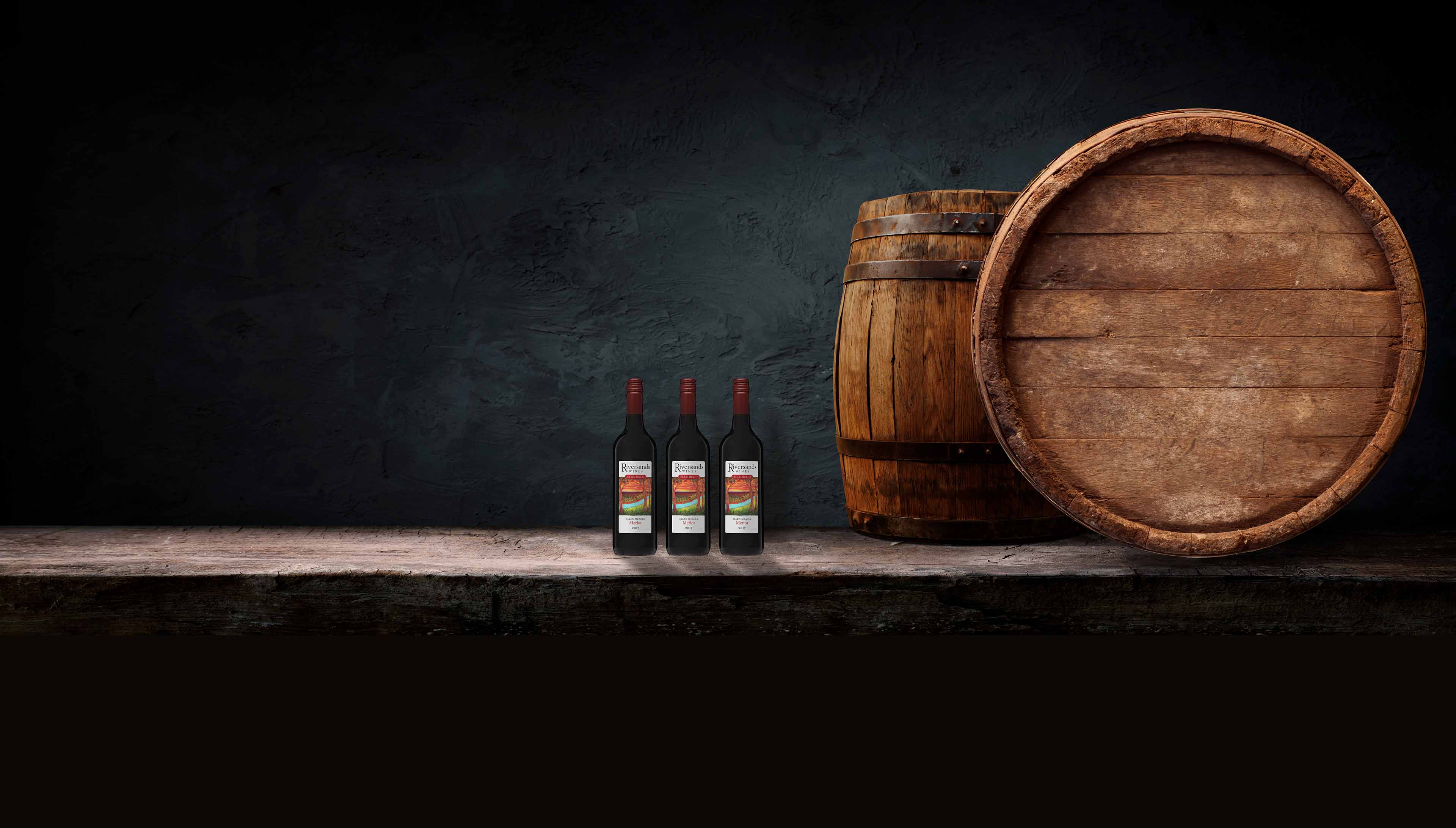 wine with glasses photography